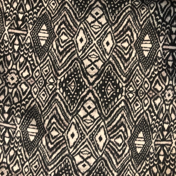 Medium American Eagle dress - Picture 3 of 3